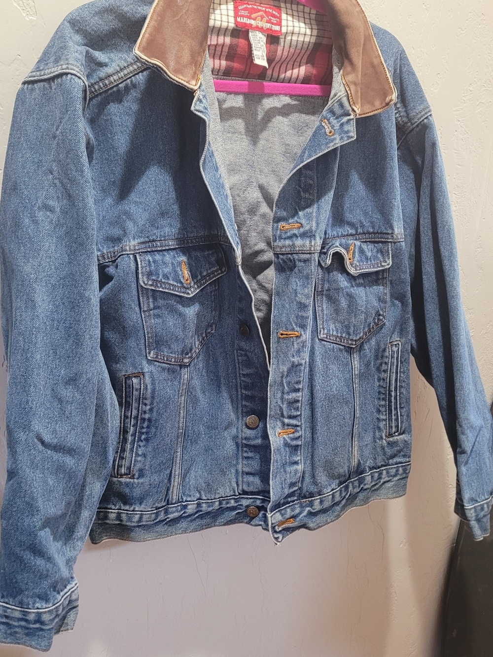 Vintage Marlboro Country Store denim jacket in Adult Size Large. Features a genu